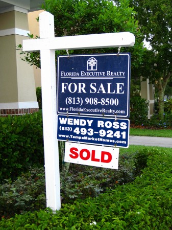 WendyRossSOLDYardSign